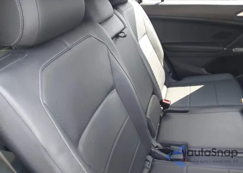 2020 Volkswagen Tiguan 2.0T Se/2.0T Se R-Line Black/2.0T Sel из США, поврежденный, VIN 3VV2B7AX4LM086536